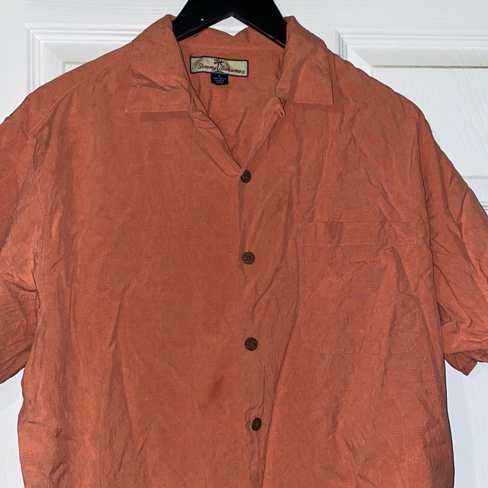 3/$30 Tommy Bahama Silk Shirt